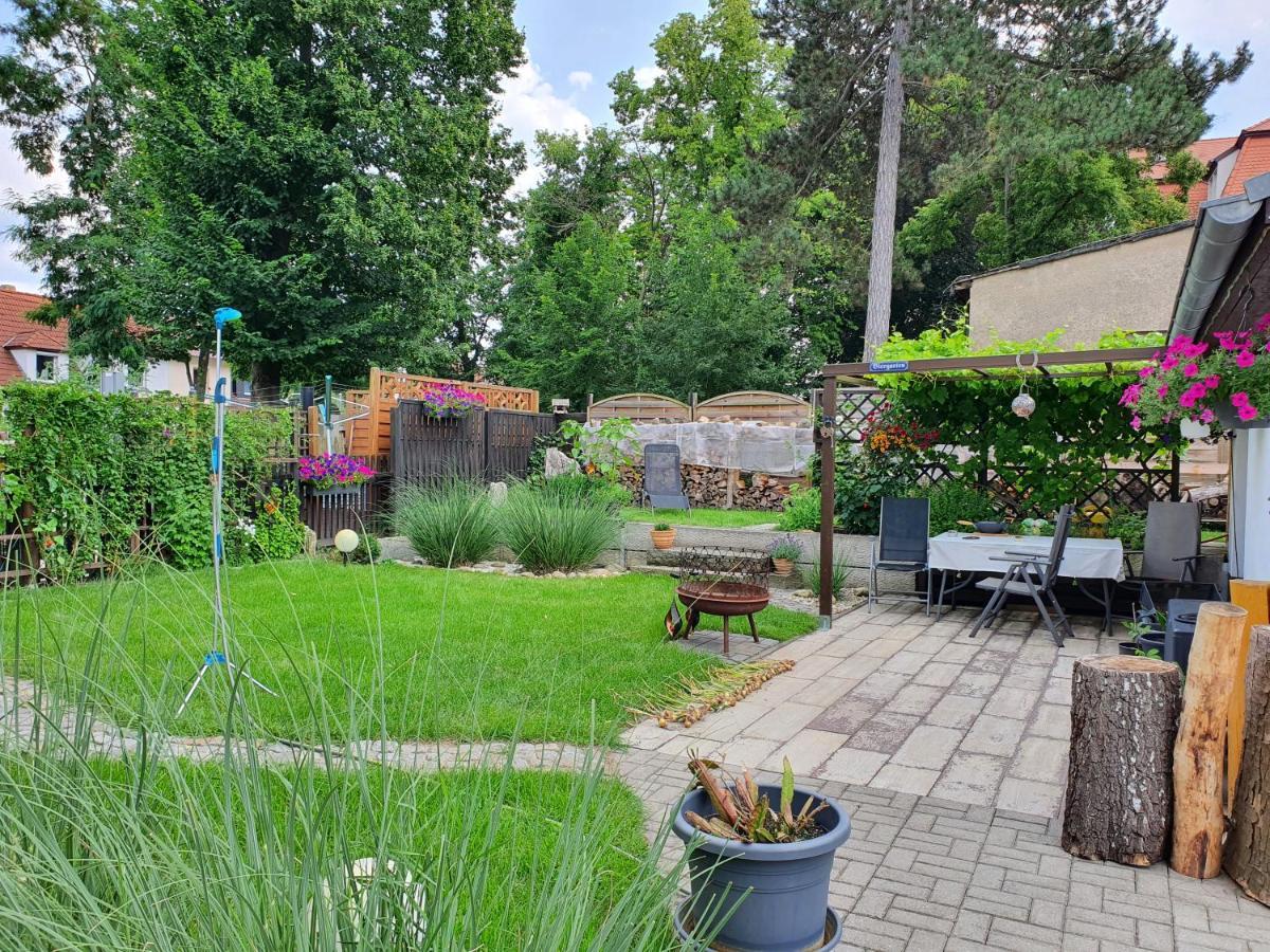 Ferienwohnung mit Charme Neukieritzsch Exterior foto